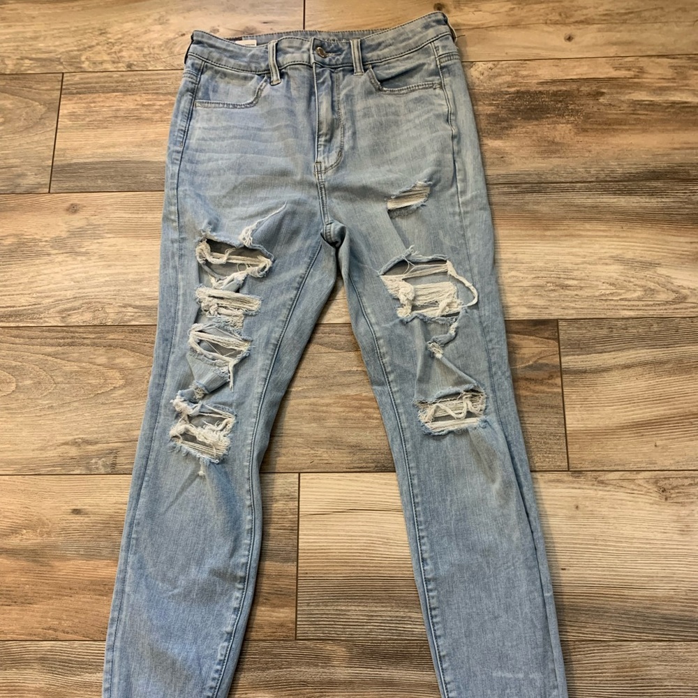 American Eagle Light Wash 360 Next Level Stretch Skinny Jeans